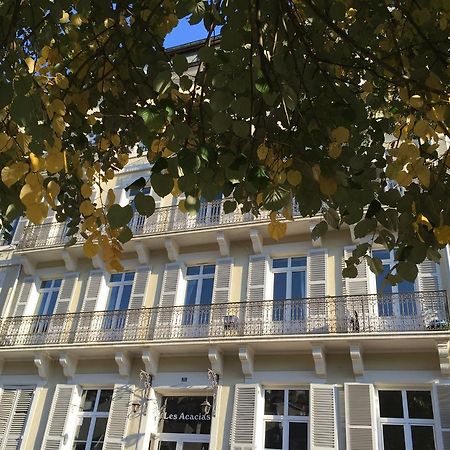 Acacias Apparts Hotel Пломбьер-ле-Бен Экстерьер фото