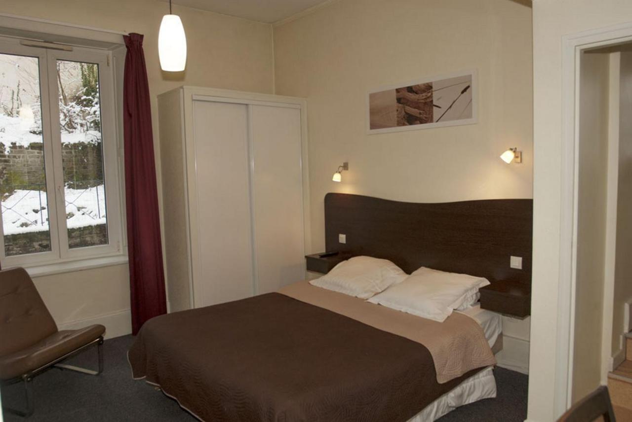 Acacias Apparts Hotel Пломбьер-ле-Бен Экстерьер фото