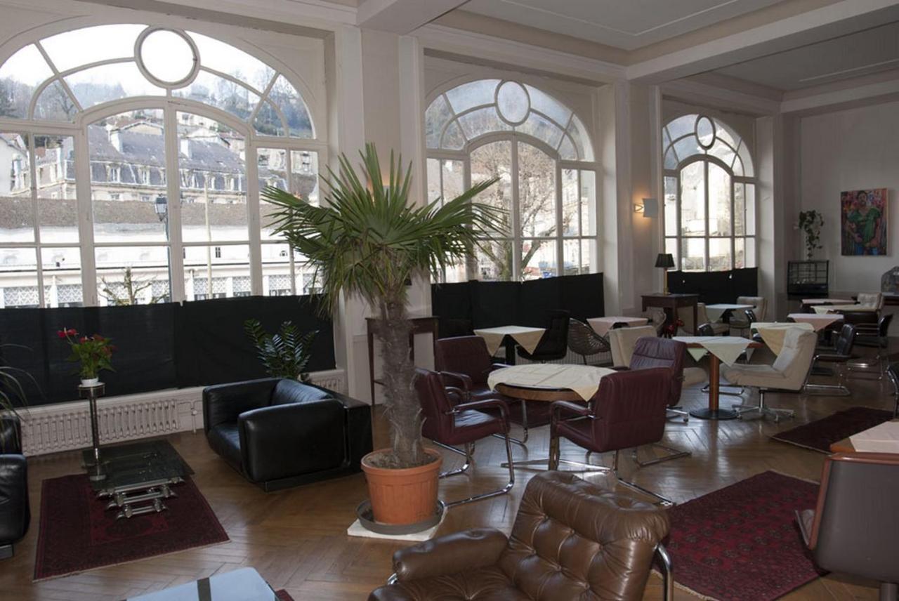 Acacias Apparts Hotel Пломбьер-ле-Бен Экстерьер фото